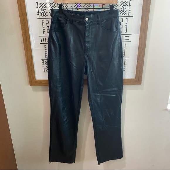 Express‎ Faux Leather Pant - Picture 1 of 8